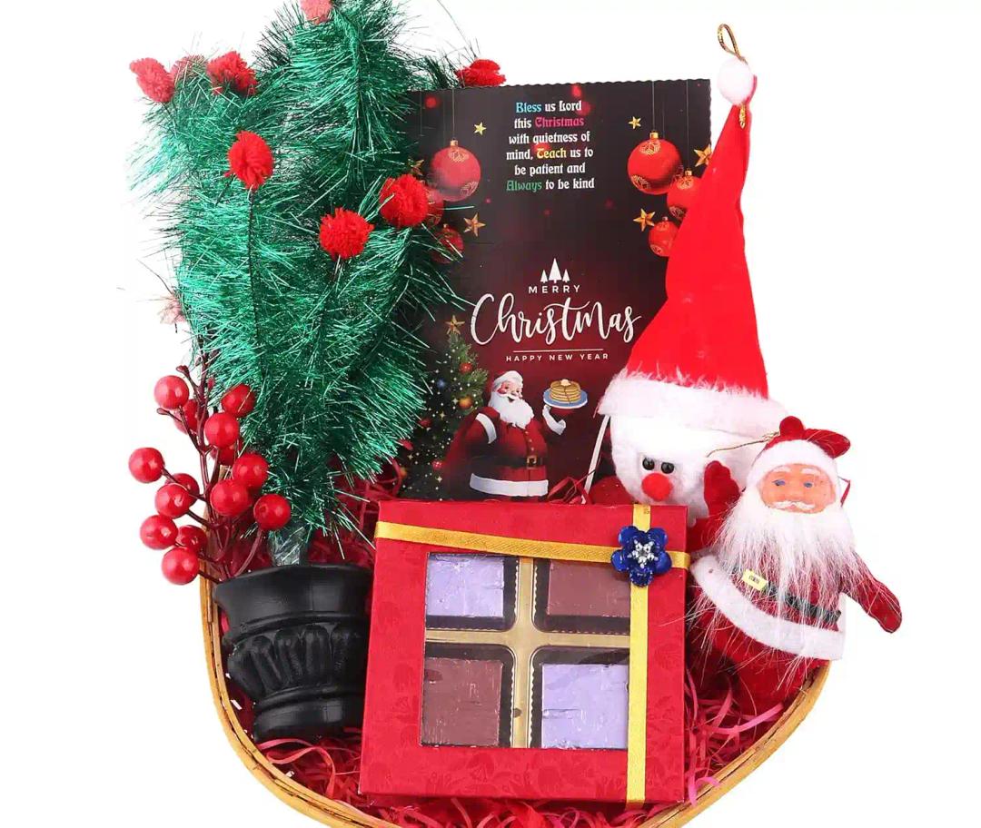 Christmas chocolate gift/Christmas gift/Christmas gift for kids/christmas gift for friends-Chocolate box+Santa clause soft toy+christmas tree+Snow santa clause+christmas card